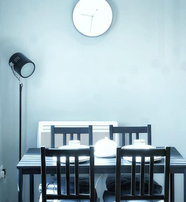 New Luxurious And Business Apt Apartamento Swansea Exterior foto