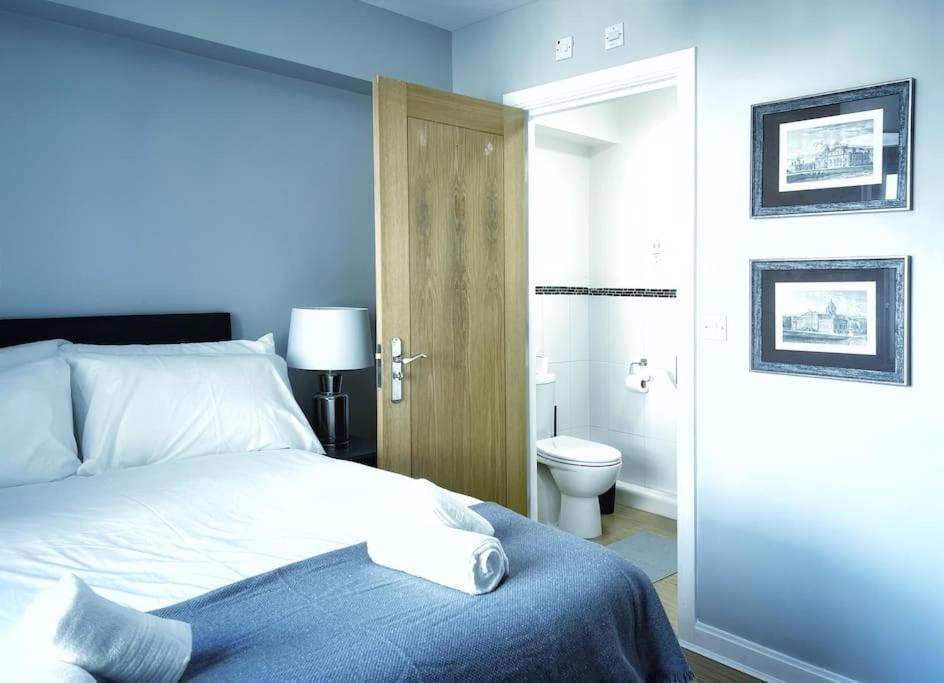 New Luxurious And Business Apt Apartamento Swansea Exterior foto